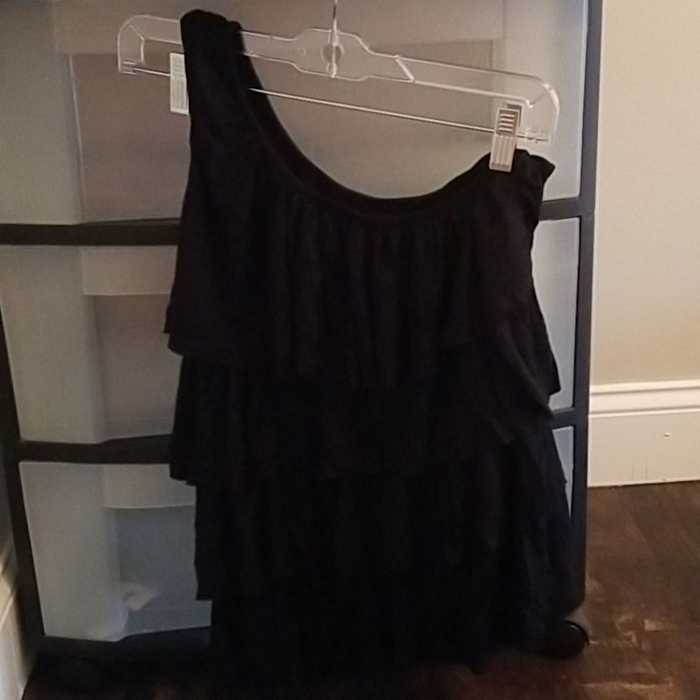 Paisley and Ivy One shoulder tiered top